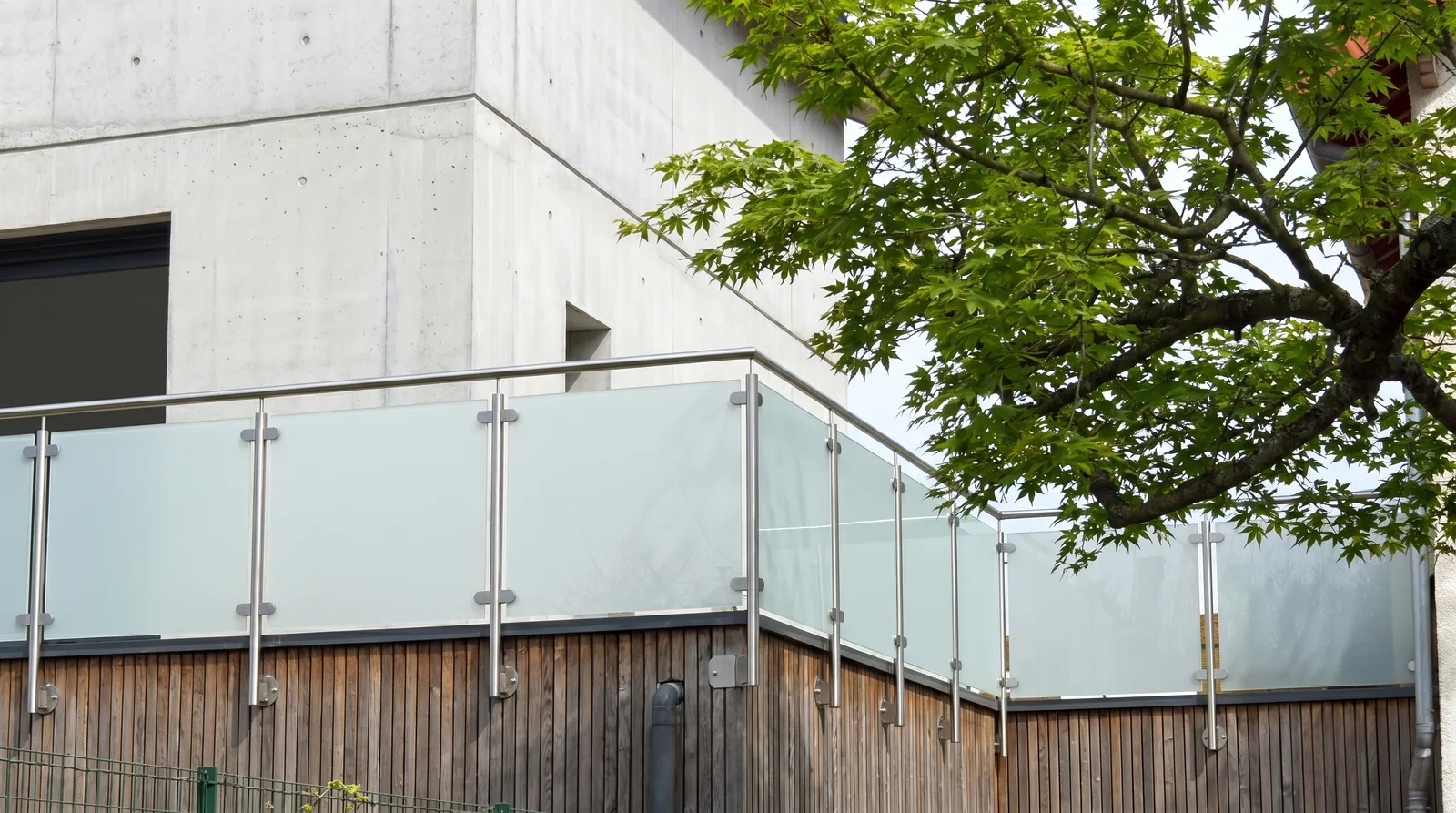 Garde-corps verre câbles inox Nouvelle-Aquitaine